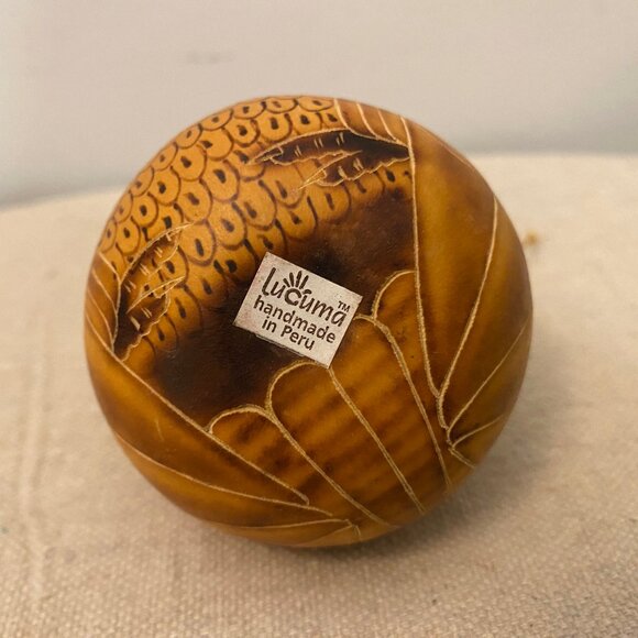 Carved Bird Gord Ornament Peru - Picture 8 of 8